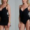 traje de baño color negro. Modelo Beth