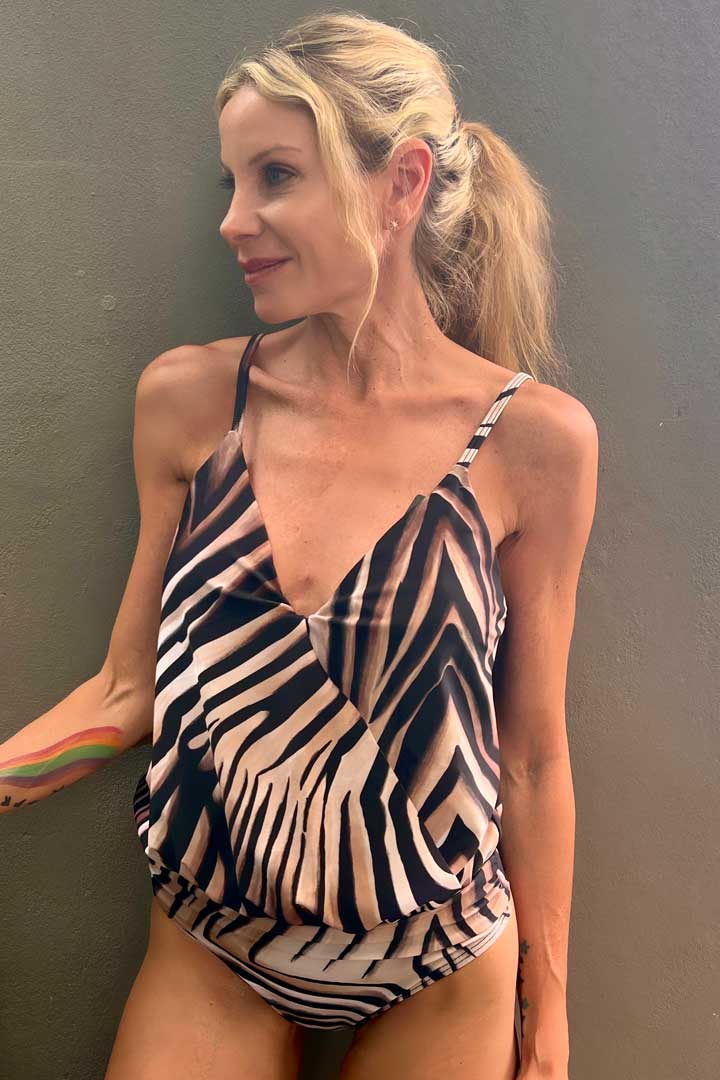 Traje de baño enterizo modelo Aleph